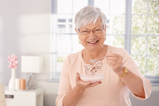 Tips to Boost a Senior's Appetite in Anchorage, AK
